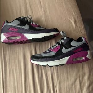Nike Women's Air Max 90 Black and Pink Sneakers